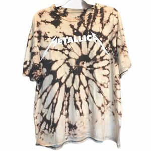 METALLICA bleached dyed Tshirt size XXL. Trending
